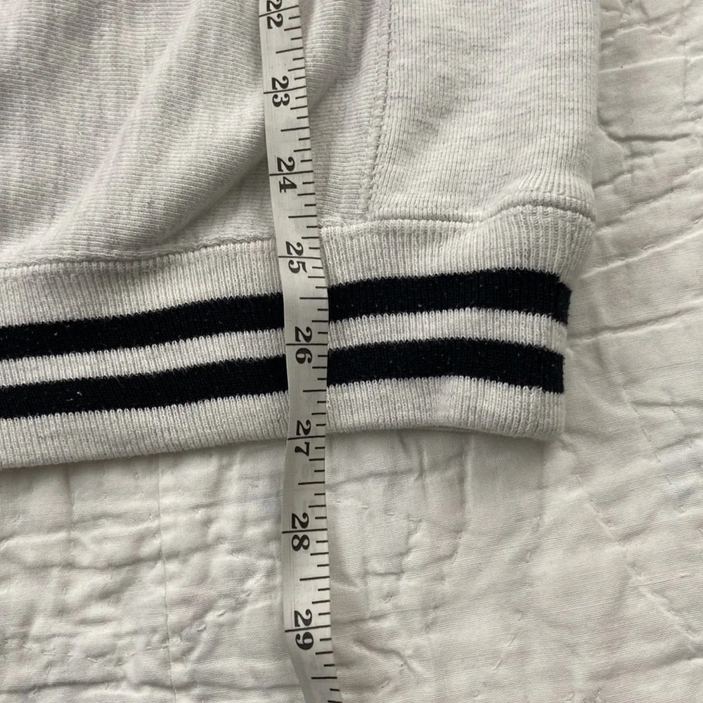 Vintage Champion - Harvard Cotton Crewneck - Picture 9 of 9